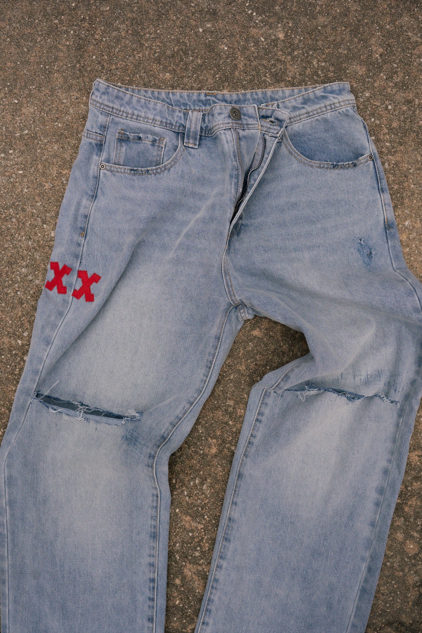 ( Distressed Baggy Denim